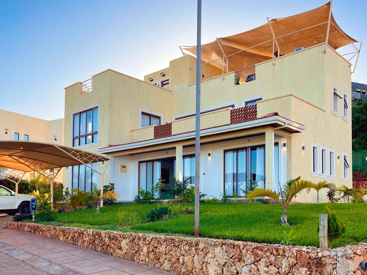 Main property image