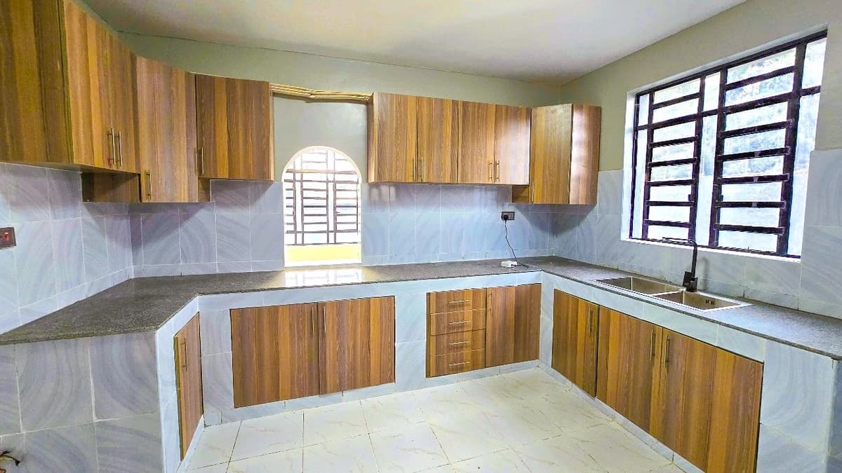 Main property image